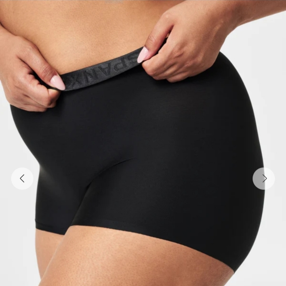 SPANX Women's  Black Sheer Control BoyShort Size M - Picture 7 of 7